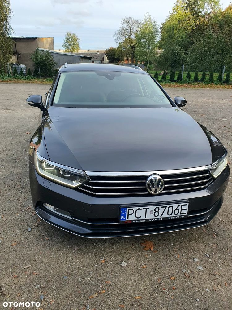Volkswagen Passat - 13