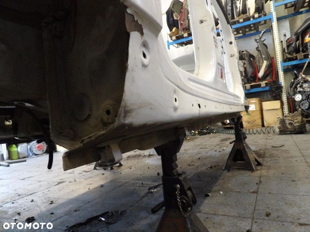 CITROEN DS5 PRÓG PRAWY  KWED - 3