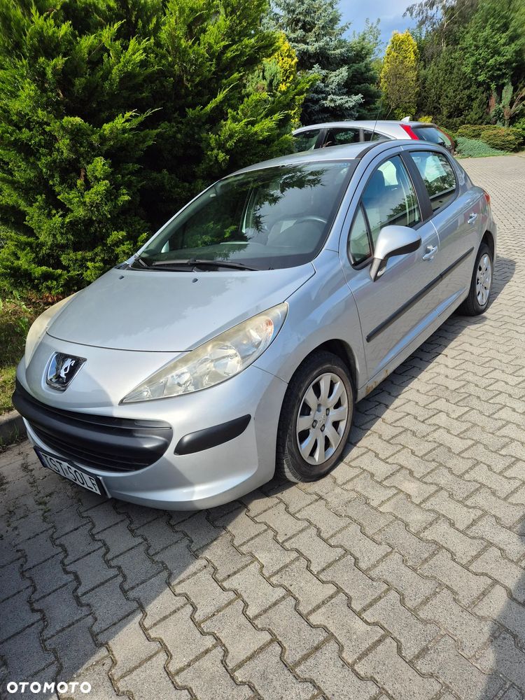 Peugeot 207 1.4 16V Trendy - 1