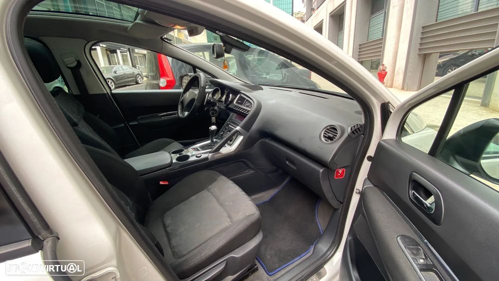 Peugeot 3008 1.6 HDi Executive CMP6 - 15