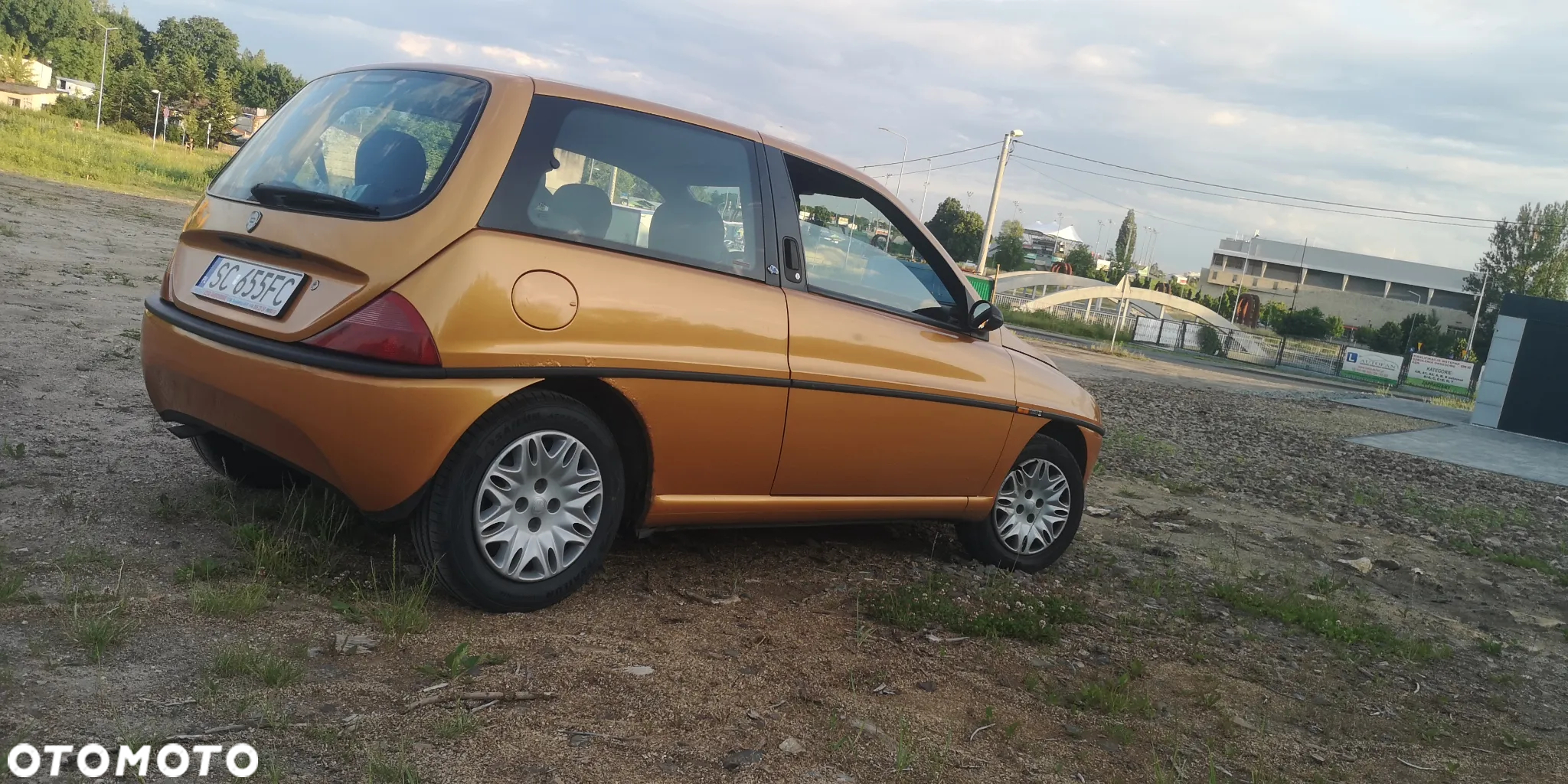 Lancia Ypsilon - 5