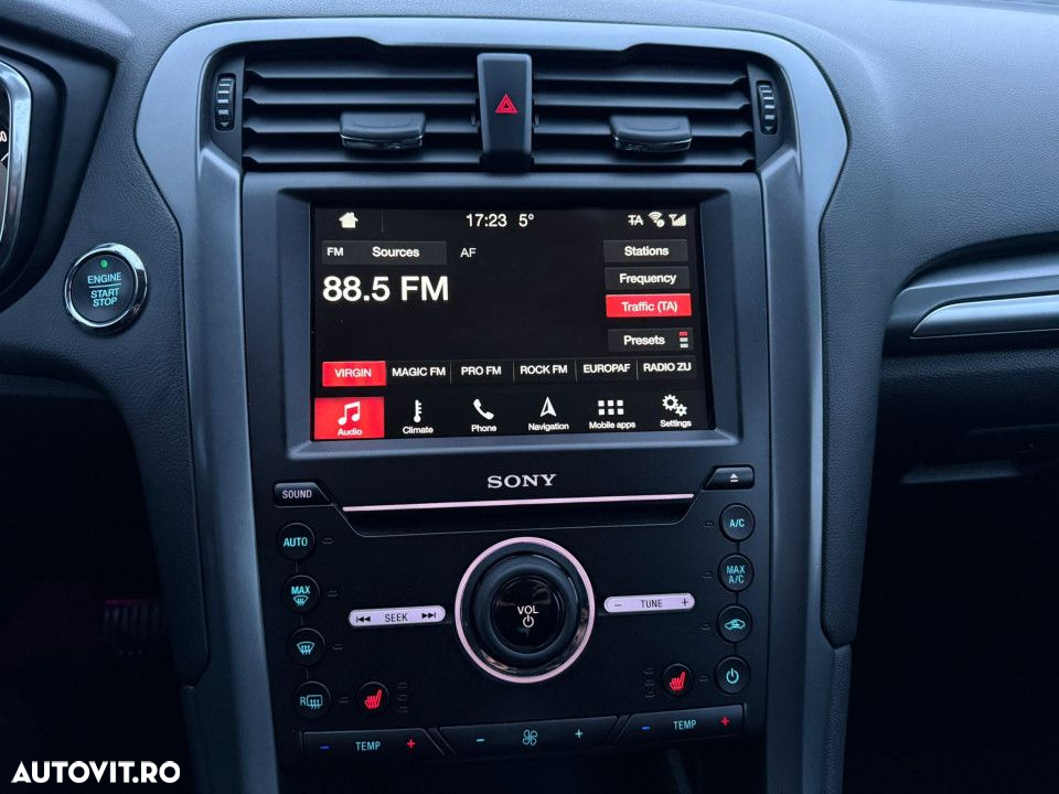 Ford Mondeo 2.0 TDCi Powershift Titanium - 24