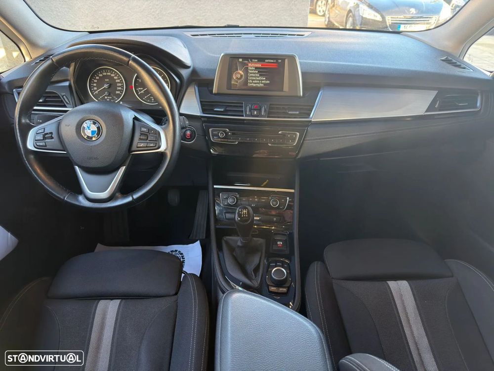 BMW 216 Active Tourer d Line Sport - 7