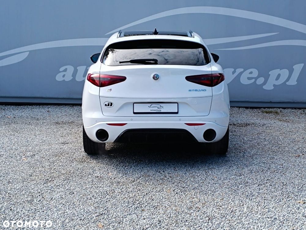 Alfa Romeo Stelvio 2.0 Turbo Veloce Q4 - 21