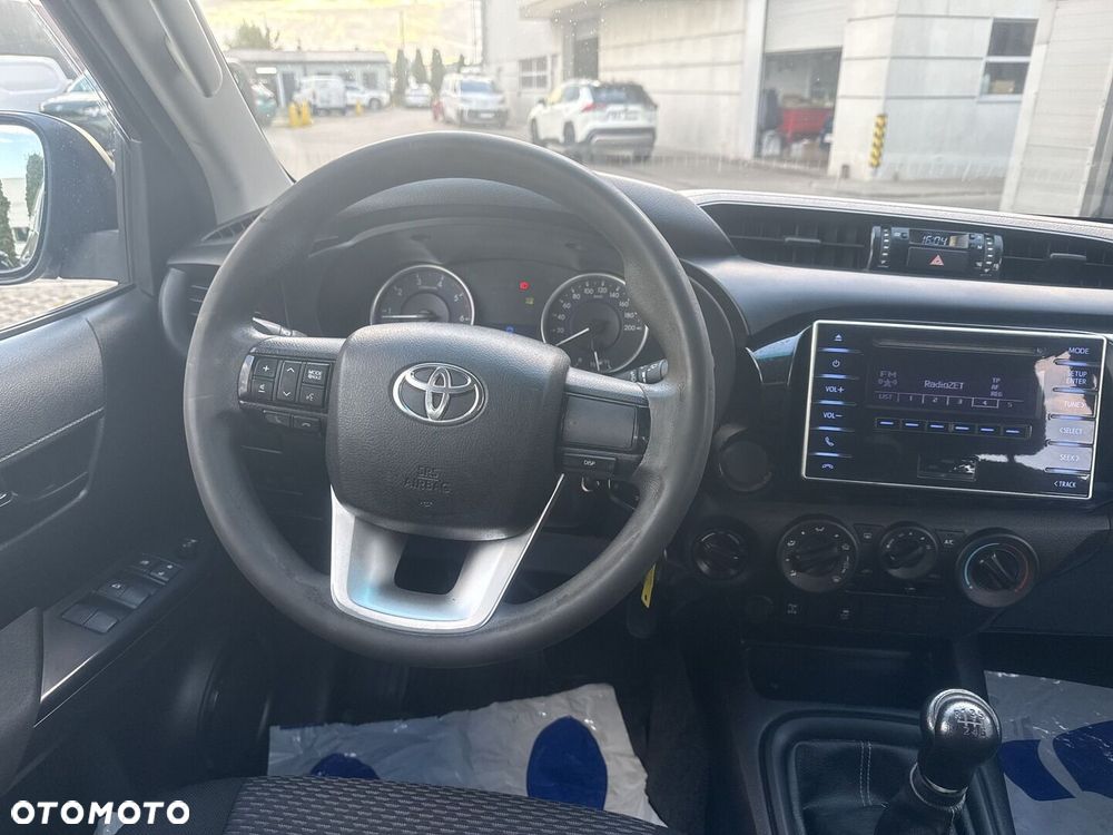 Toyota Hilux 2.4 D-4D Double Cab DLX 4x4 - 14