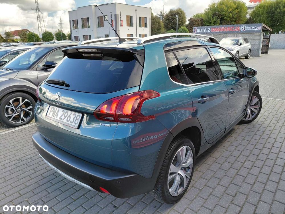 Peugeot 2008 - 8