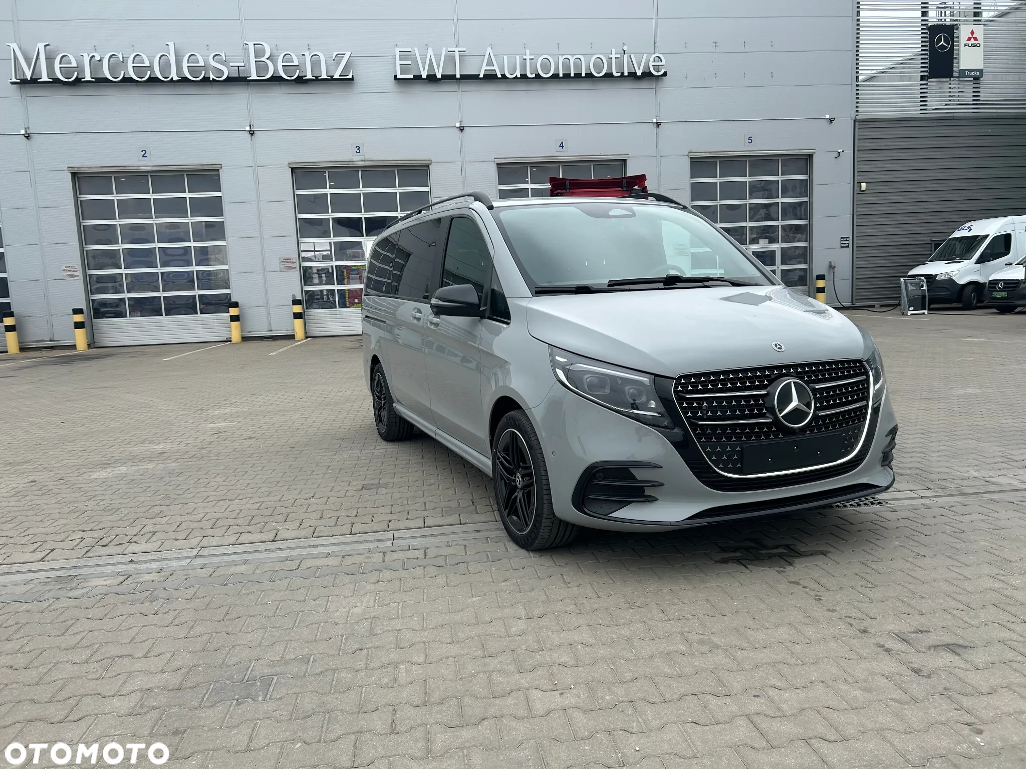 Mercedes-Benz Klasa V 300 d 4-Matic 9G-Tronic Exclusive (d³ugi) - 2