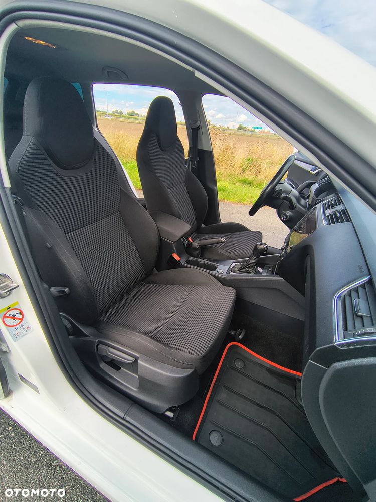 Skoda Octavia 2.0 TDI Style DSG - 15