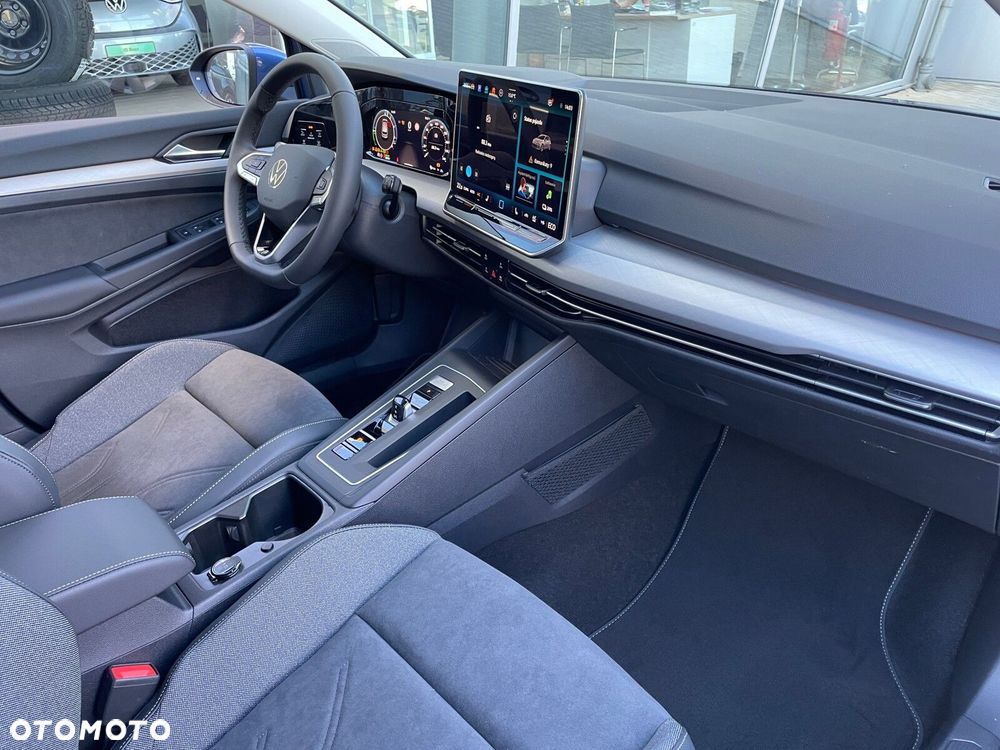 Volkswagen Golf - 14