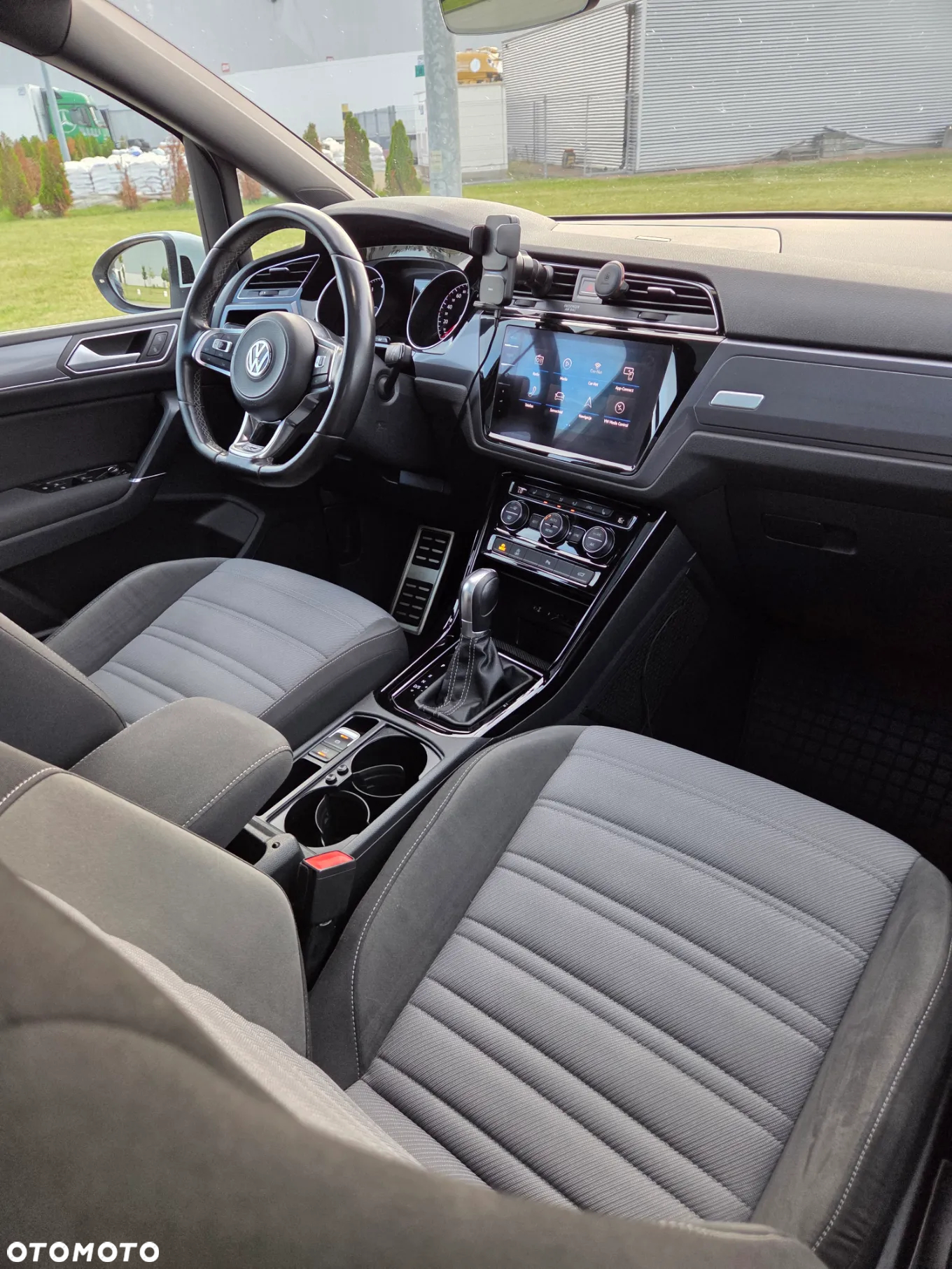 Volkswagen Touran 1.8 TSI BMT Highline DSG - 23