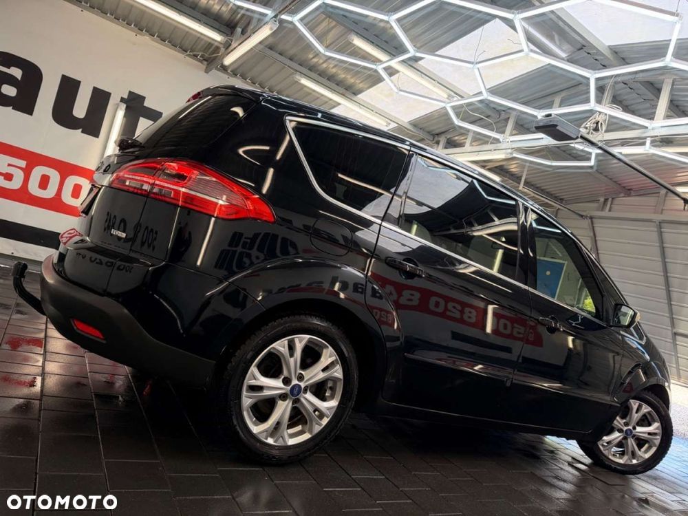 Ford S-Max - 16
