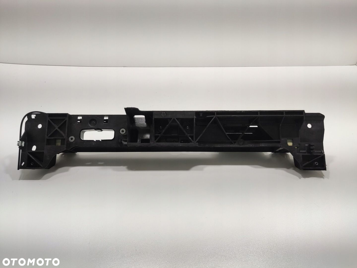PAS PRZEDNI GÓRNY WZMOCNIENIE ZAMEK MASKI PEUGEOT 3008 II 16-24 9829226780 - 3