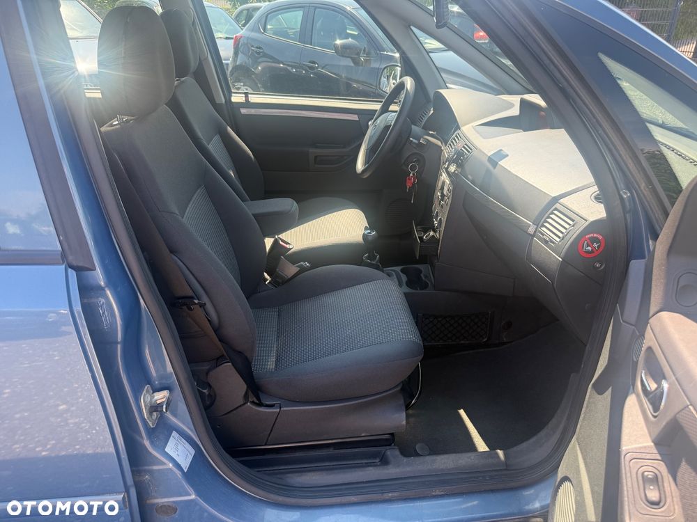 Opel Meriva - 9