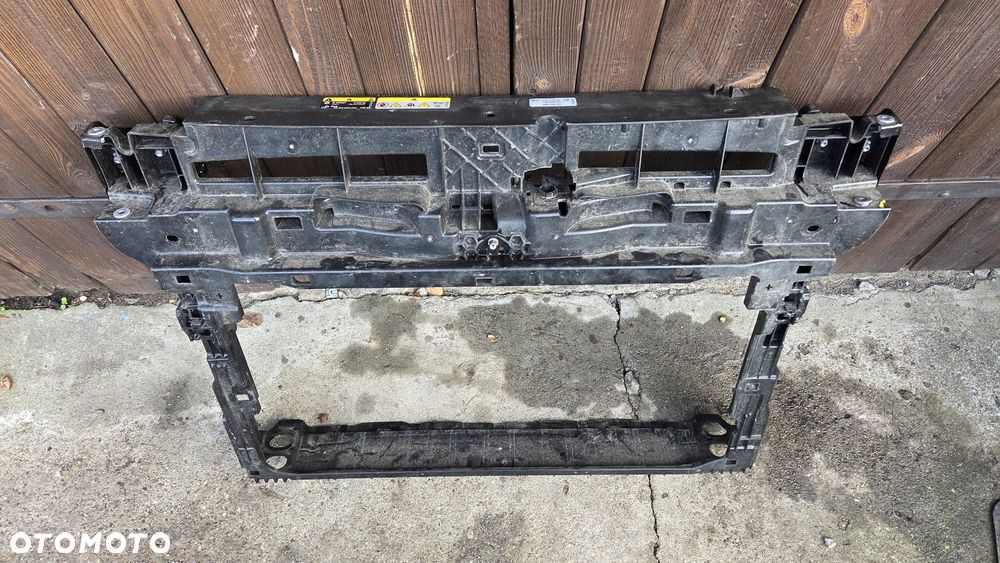 Pas przedni Volkswagen Caddy V 2K7 2K7805588G - 2