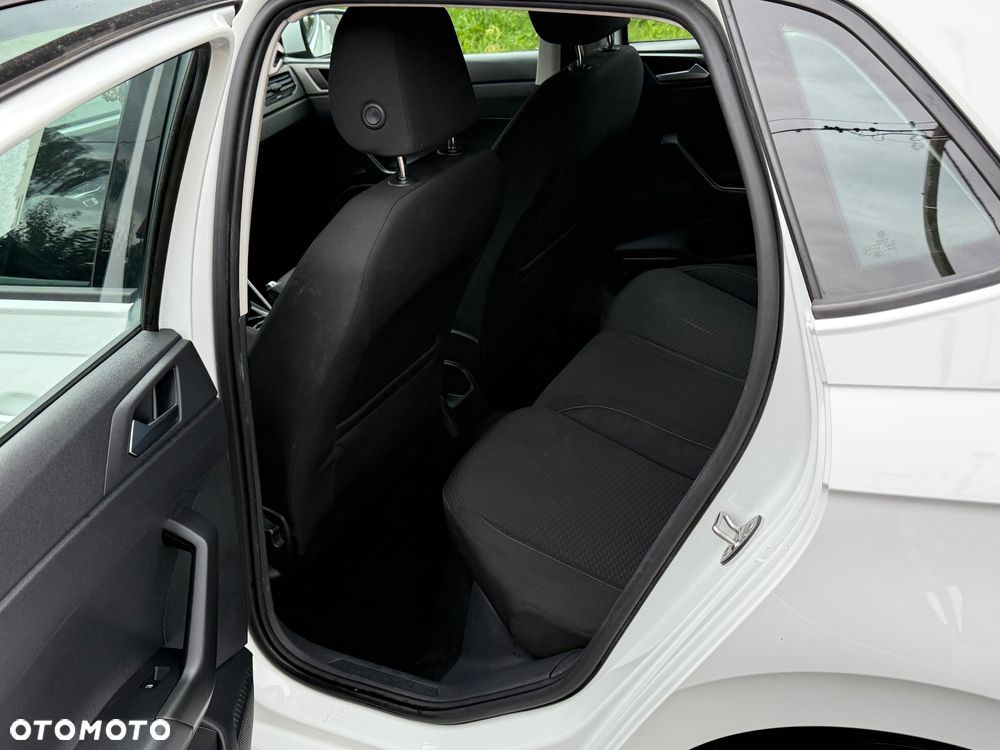 Volkswagen Polo 1.0 Comfortline - 12