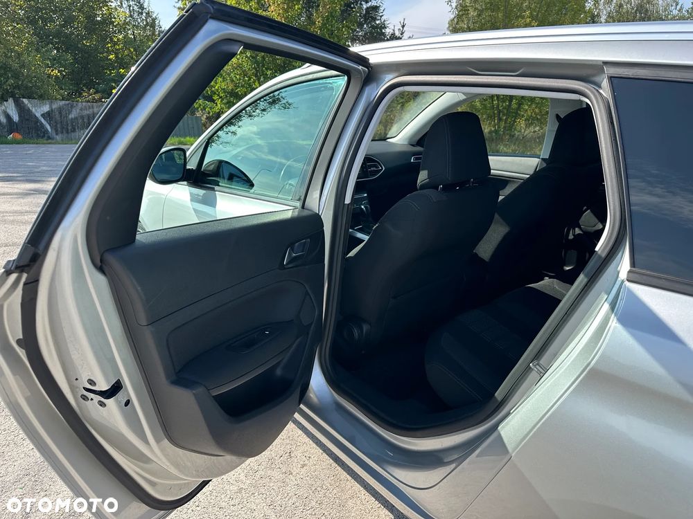 Peugeot 308 BlueHDi 120 EAT6 Stop & Start Business-Line - 21