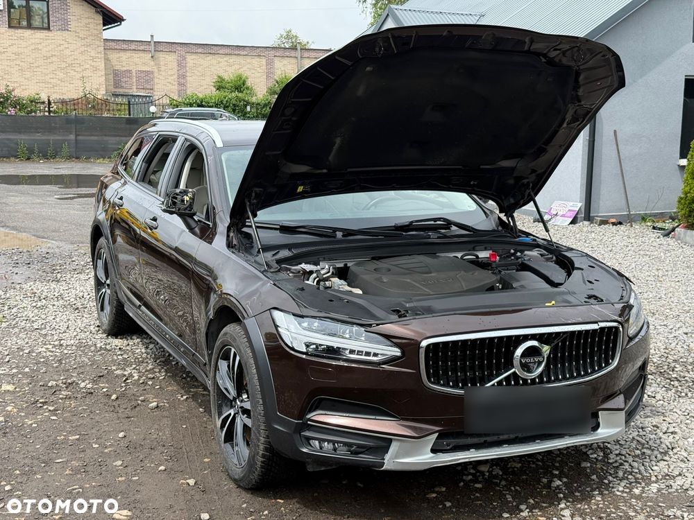 Volvo V90 Cross Country D5 AWD - 14