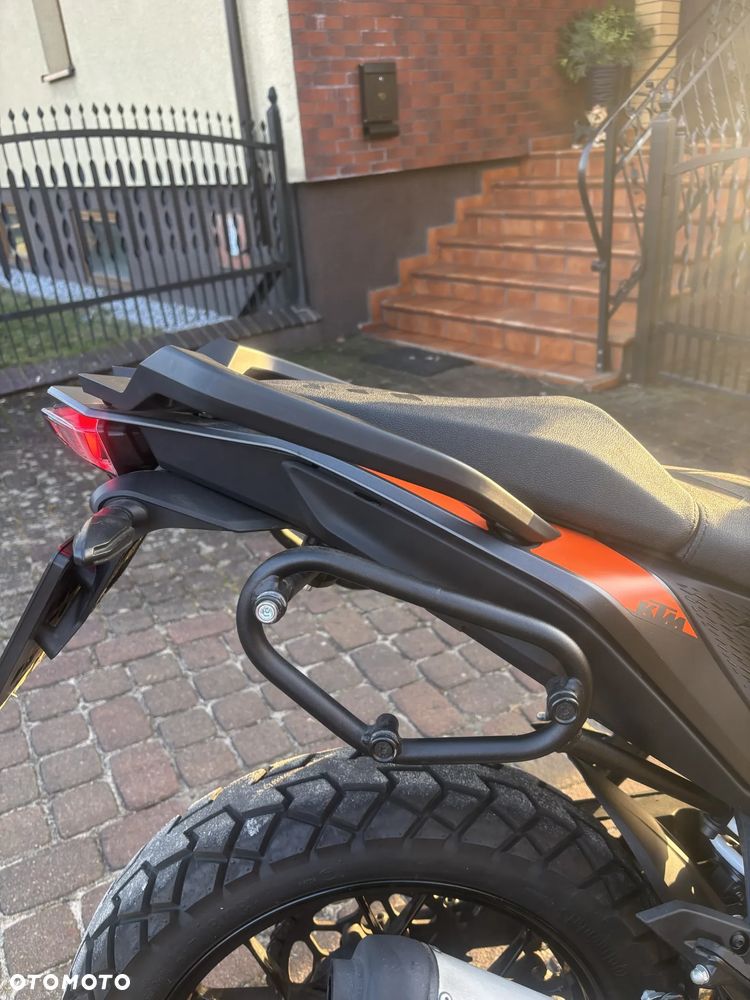 KTM Adventure - 10