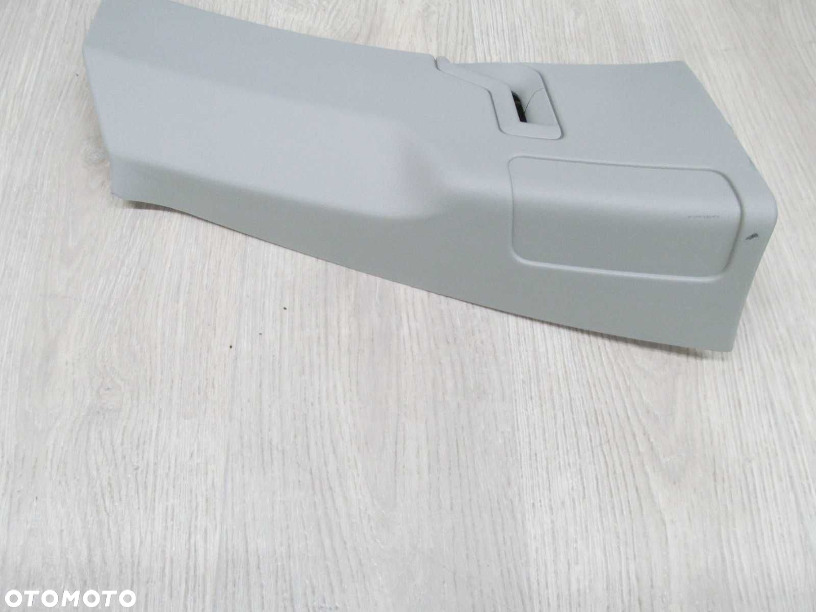 VOLVO XC90 POSZYCIE OSLONA SLUPKA TYL LEWA 02-14 - 6