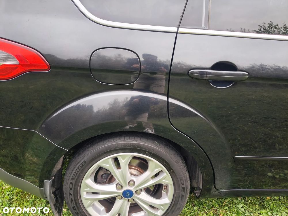 Ford S-Max - 10