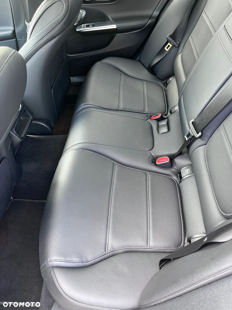 Mercedes-Benz Klasa C 220 d 4Matic 9G-TRONIC Avantgarde - 23