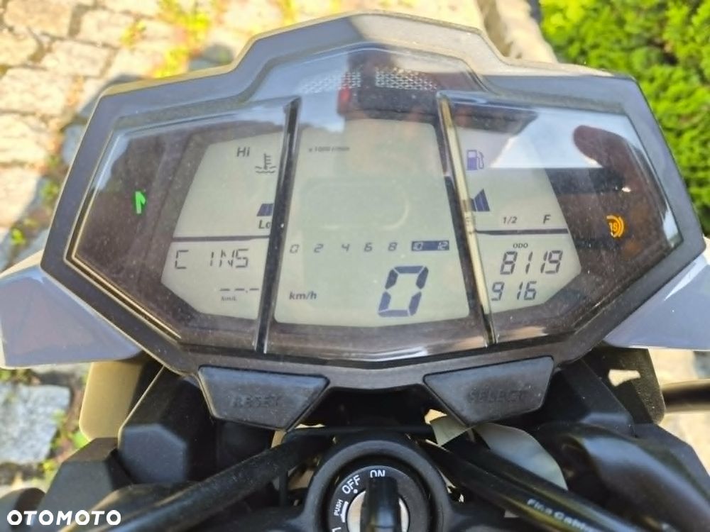 Yamaha MT - 6
