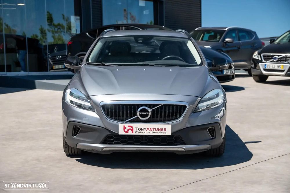 Volvo V40 Cross Country 2.0 D3 Momentum - 14