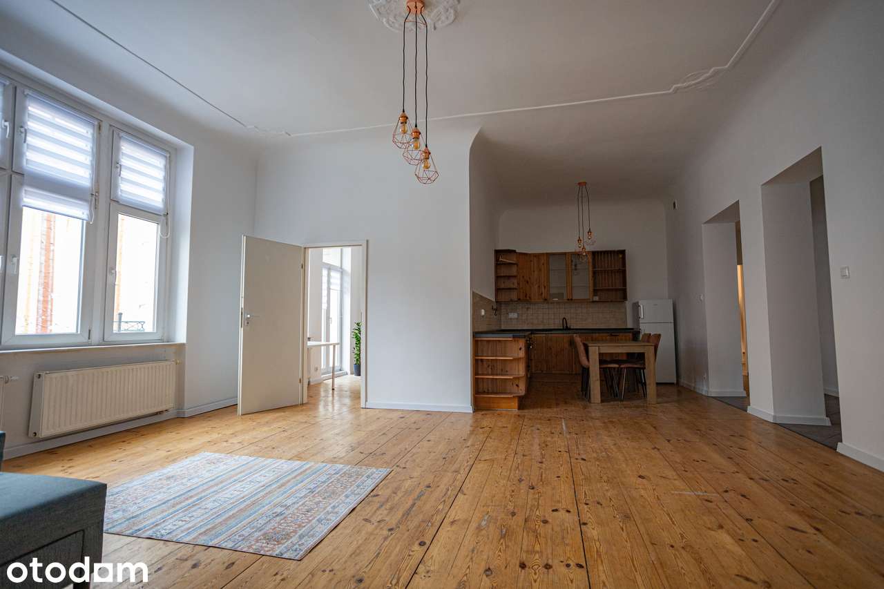 Blisko parku Wilsona, idealne dla studentów
