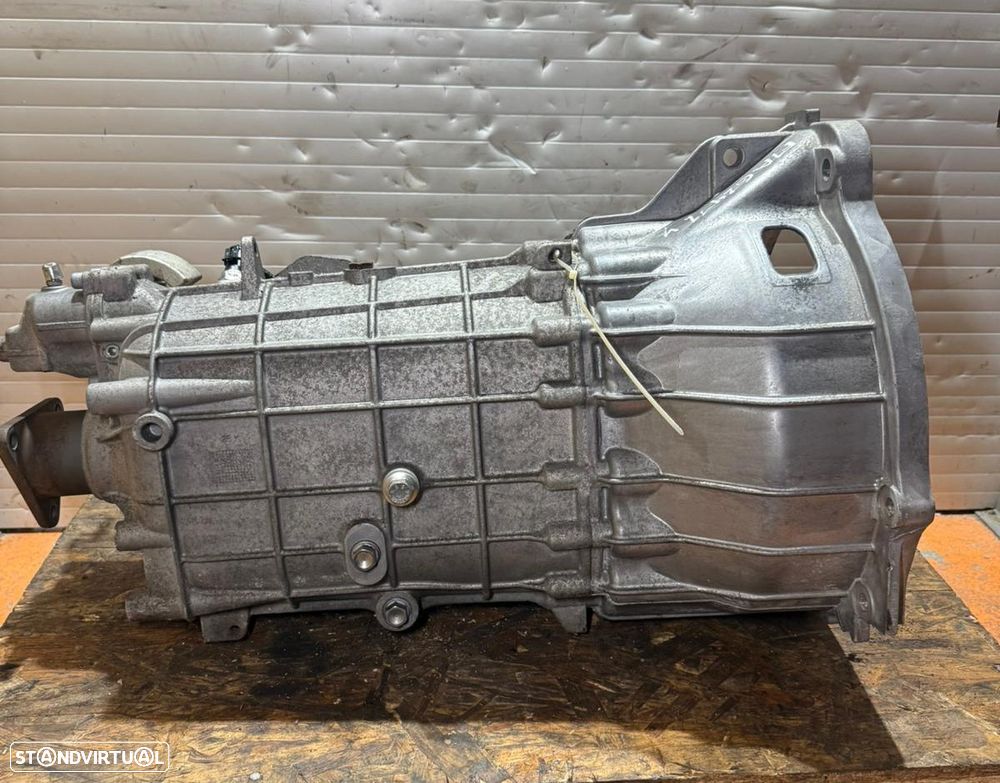 Caixa de Velocidades IVECO DAILY 2.3 Com 24 Mil KMS Ref: 8873773 - 2