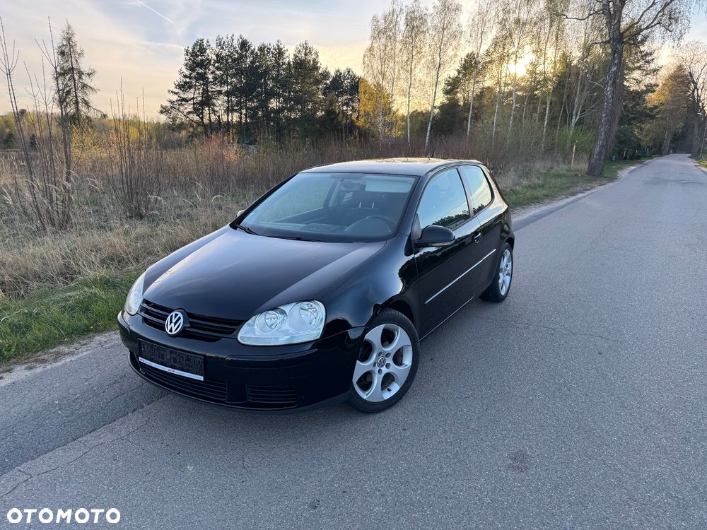 Volkswagen Golf 1.9 TDI Sportline - 2