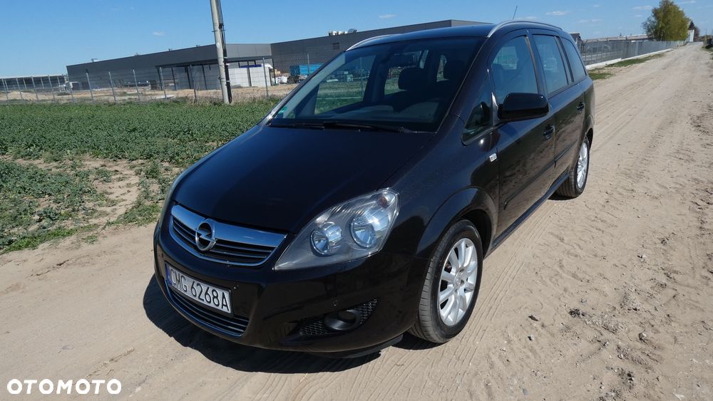 Opel Zafira 1.8 Family - 2