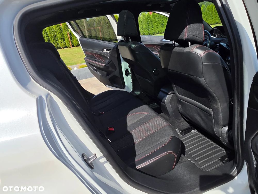 Peugeot 308 PureTech 130 GPF Stop & Start GT Pack - 29