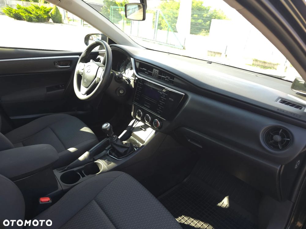 Toyota Corolla 1.6 Active - 15