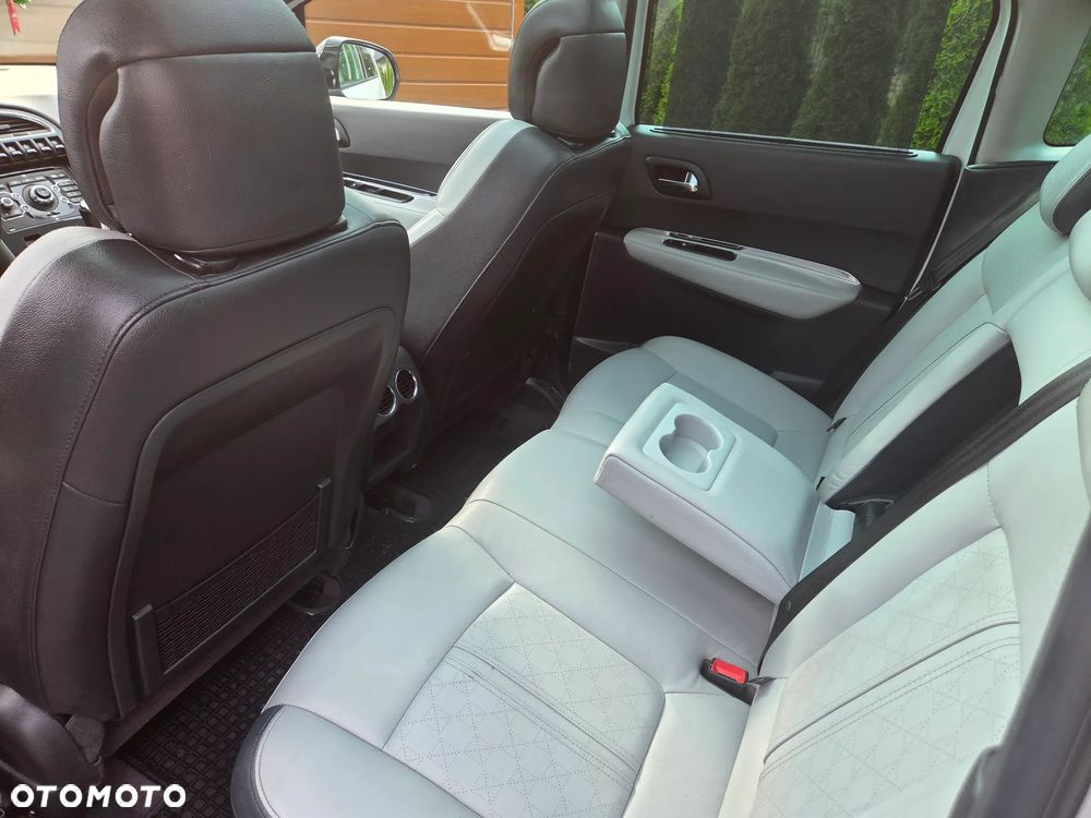 Peugeot 3008 HDi FAP 160 Automatik Roland Garros - 15