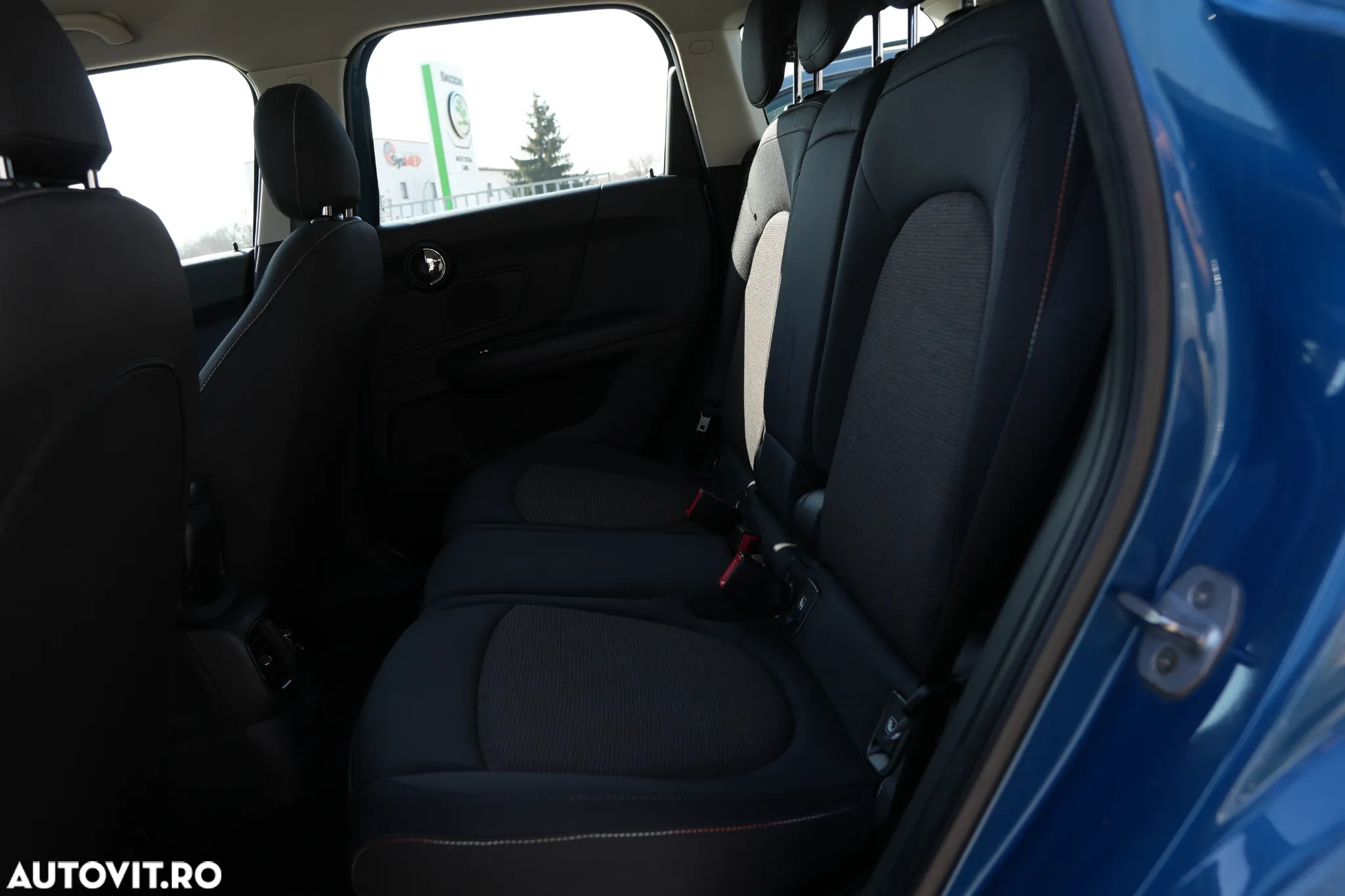 Mini Countryman - 12