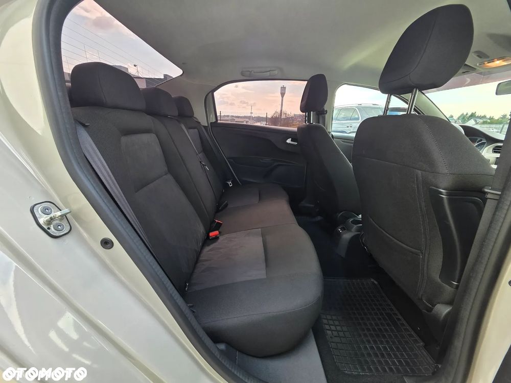 Citroën C-Elysée 1.2 PureTech GPF Feel - 16