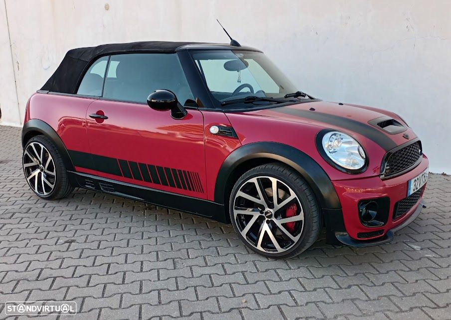 MINI Cabrio John Cooper Works - 19