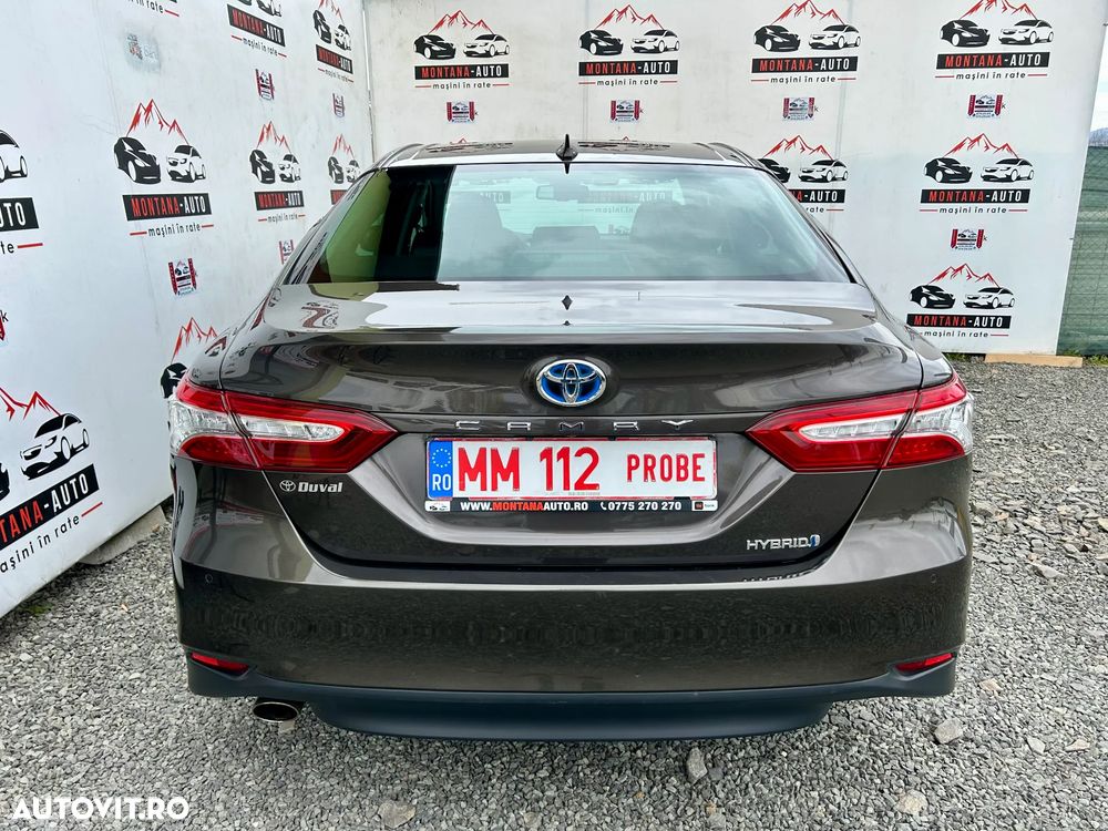 Toyota Camry Business Edition - 8