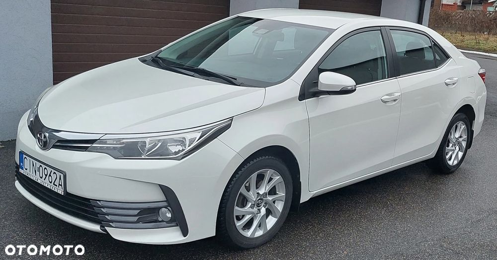 Toyota Corolla 1.6 Comfort - 1