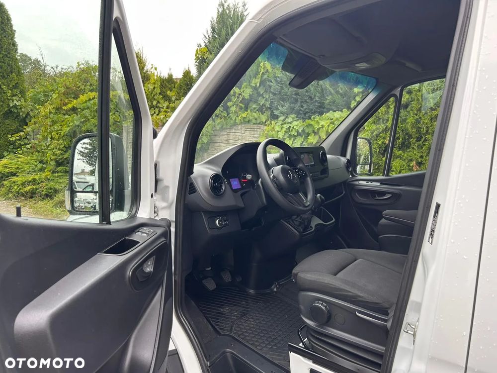 Mercedes-Benz Sprinter 907 315  12/2022r L4H2 Long 143tys. - 14