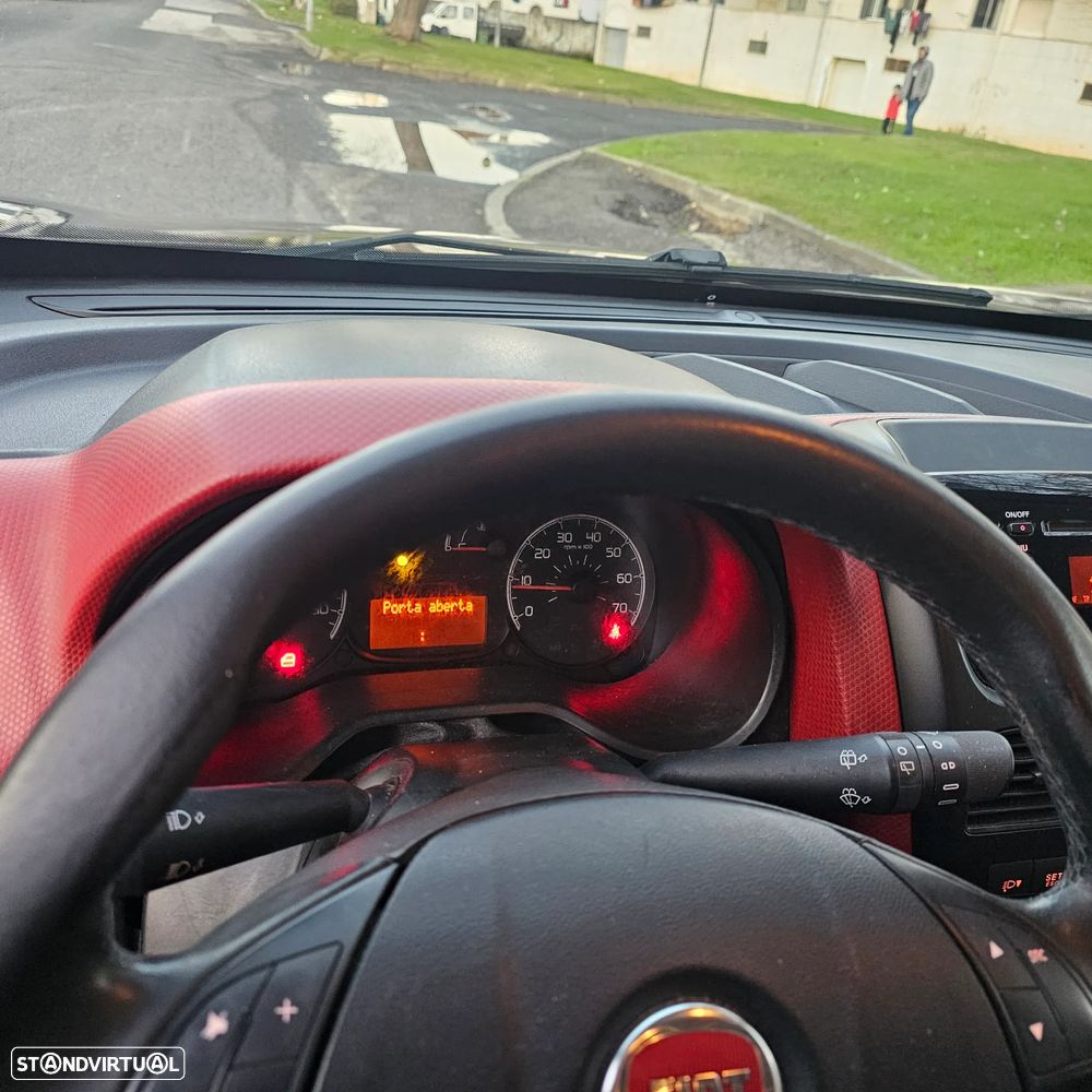 Fiat Doblo 1.3 M-Jet 7L Start&Stop - 31