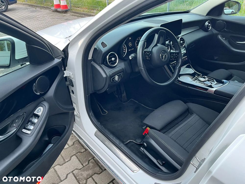 Mercedes-Benz Klasa C 160 9G-TRONIC - 6