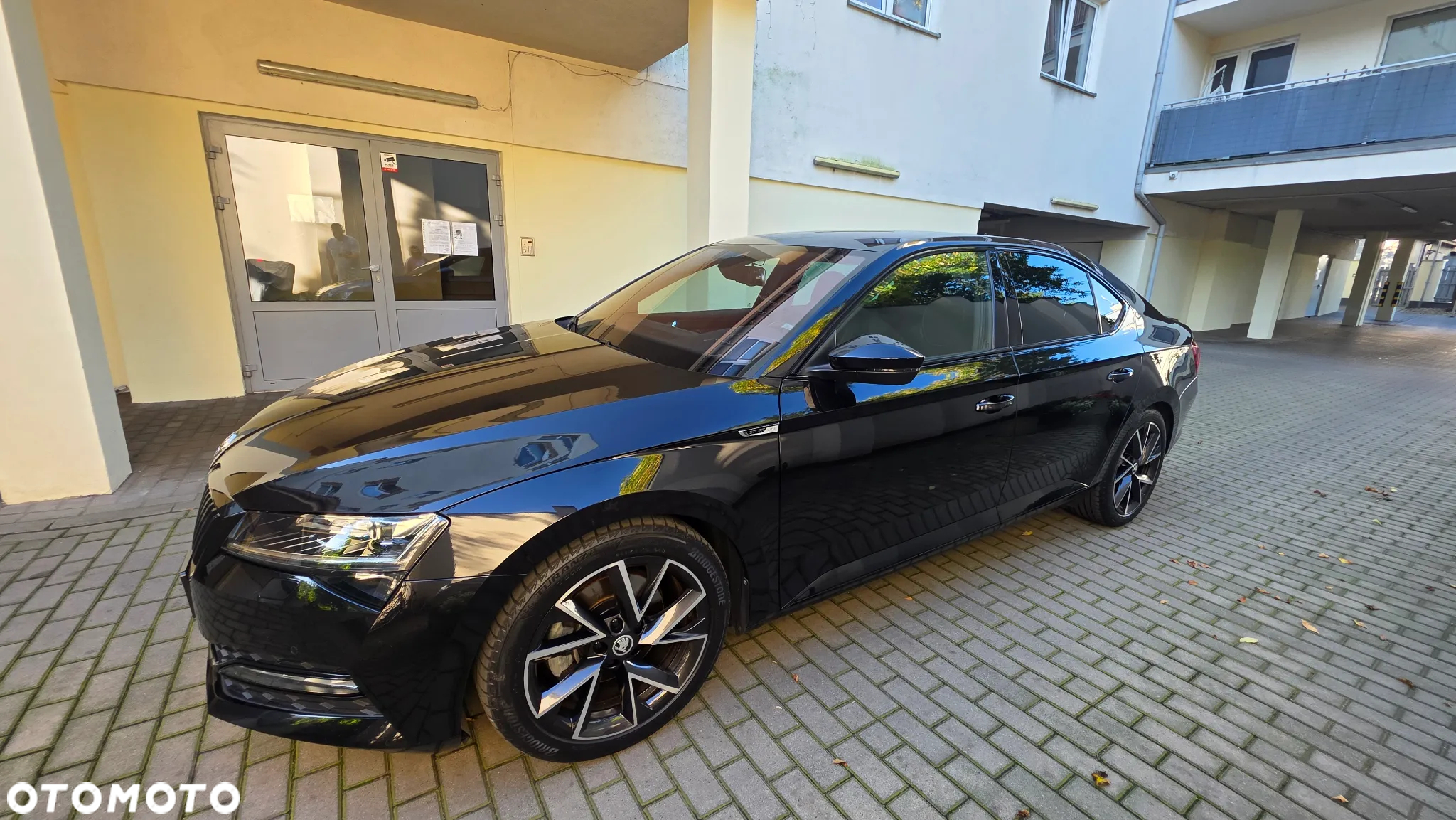 Skoda Superb 2.0 TSI Sportline DSG - 3