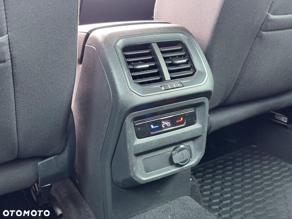 Volkswagen Tiguan - 20
