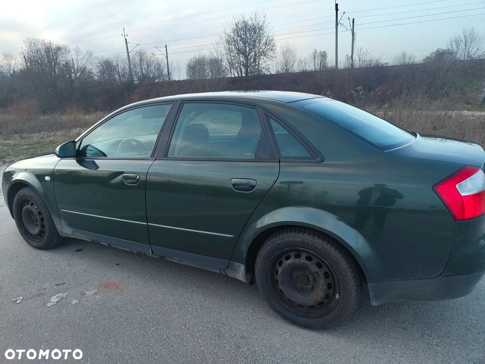 Audi A4 Avant - 8