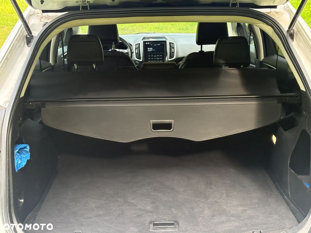 Ford Edge - 13