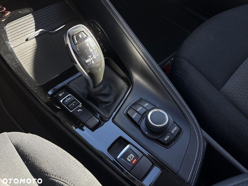 BMW X2 sDrive18i - 23