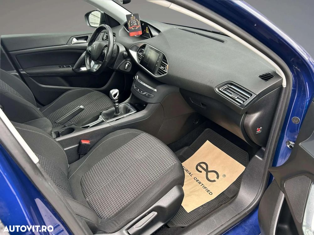 Peugeot 308 1.2 L PureTech Turbo S&S Active - 7