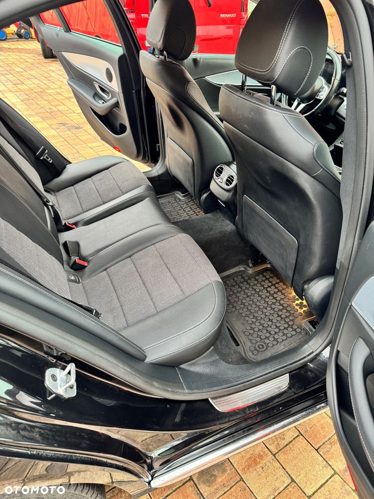 Mercedes-Benz Klasa E - 8