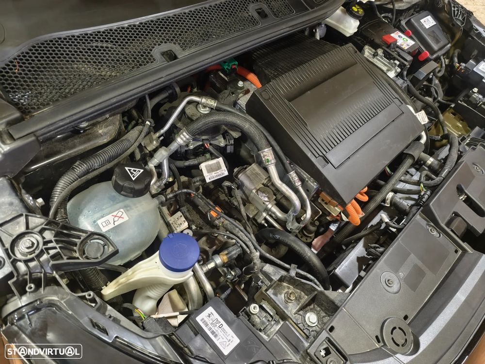 Peugeot e-208 E-Style - 53